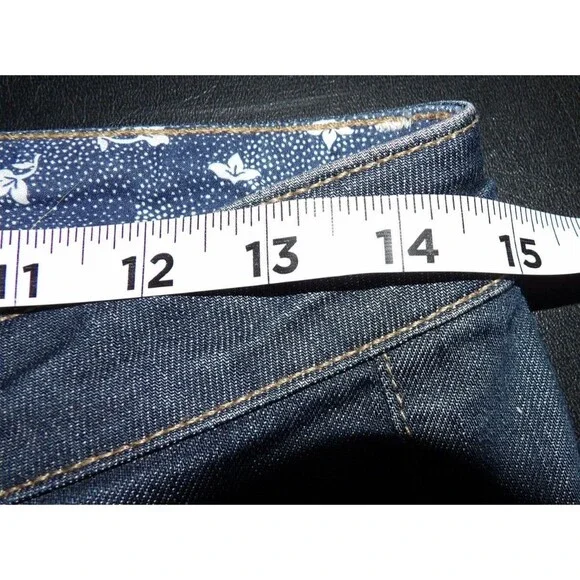 Paige Premium Denim Coldwater Canyon Bell Flare Dark Jeans Size 27 USA size 4 - Picture 15 of 16